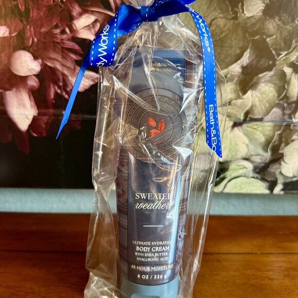 NEW SWEATER WEATHER Body Cream Full Size 8oz Bath & Body Works - Picture 3 of 3